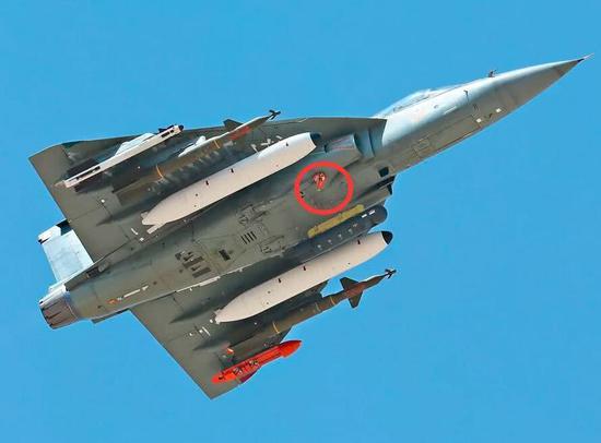印度研发36年的LCA战机又创造一个奇迹：竟无法开炮